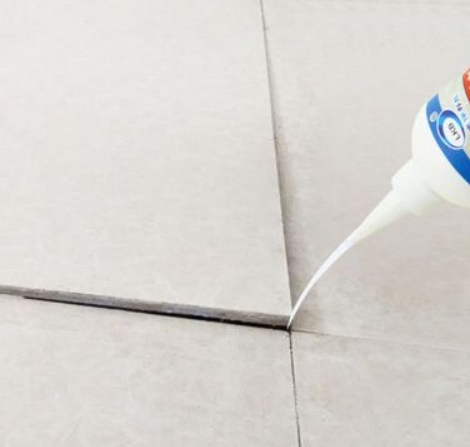 张北瓷砖空鼓维修公司分享卫生间瓷砖脱落的原因可能有以下几点